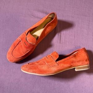 Marc Fisher LTD Chang Penny Loafer Orange Rust - Women's Size 7.5